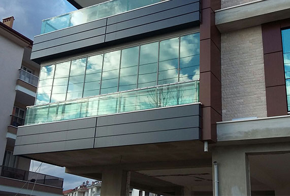 Eco Bella Katlanır Cam Balkon Sistemleri